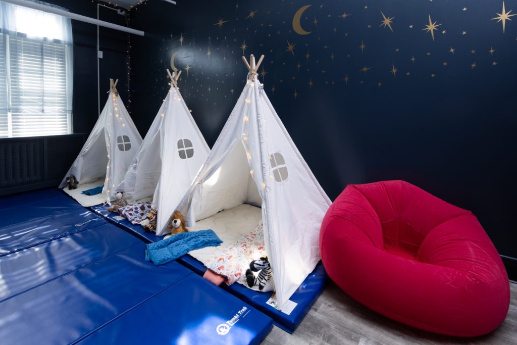 Three TEEPEE houses in a play room